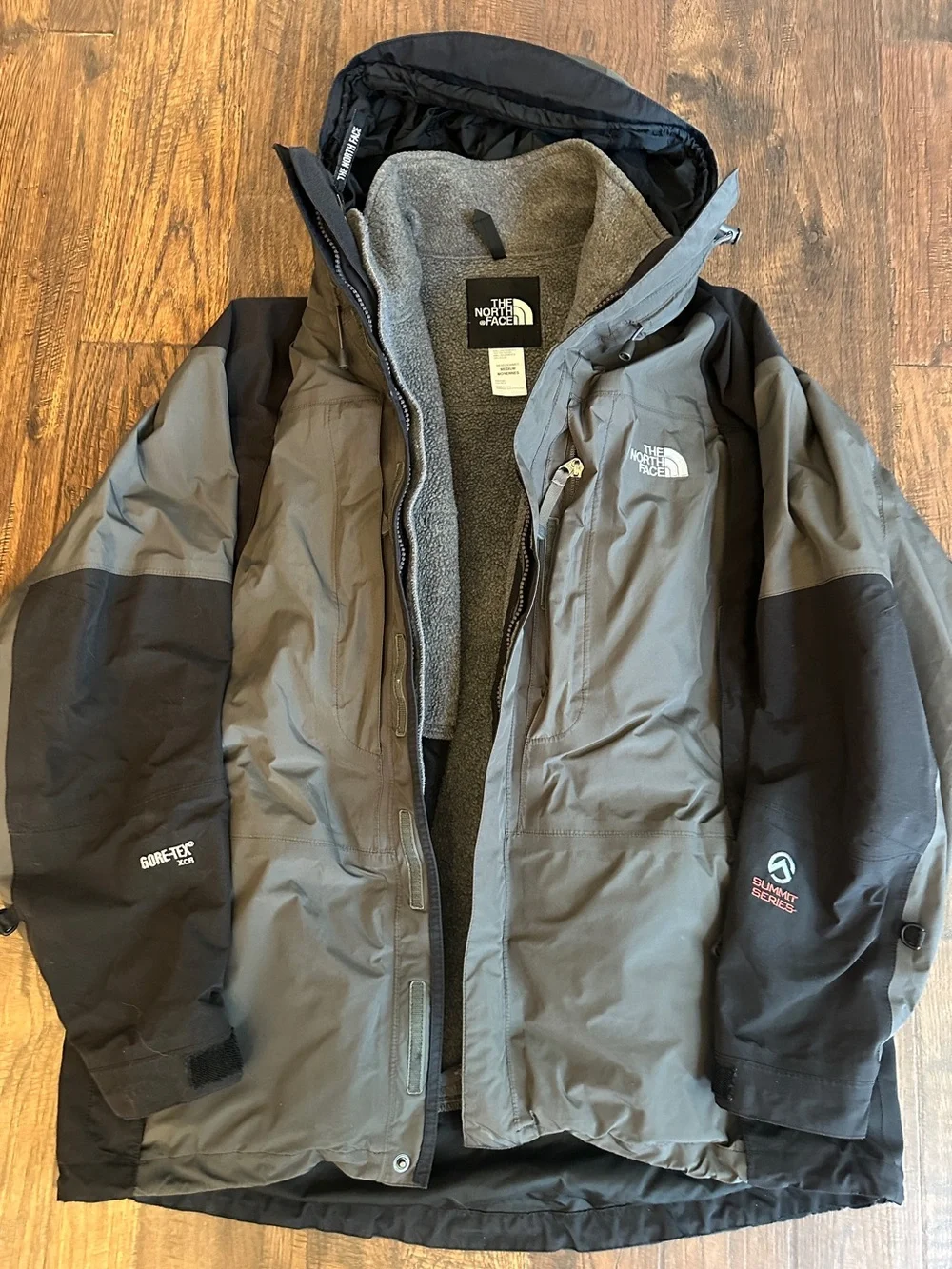 Vintage The North Face Summit Series Gore-Tex XCR Jacket Mens M Hooded